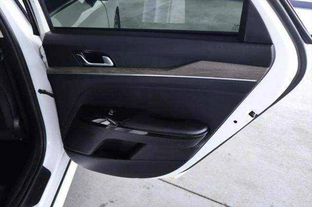 2023 Kia K5 EX