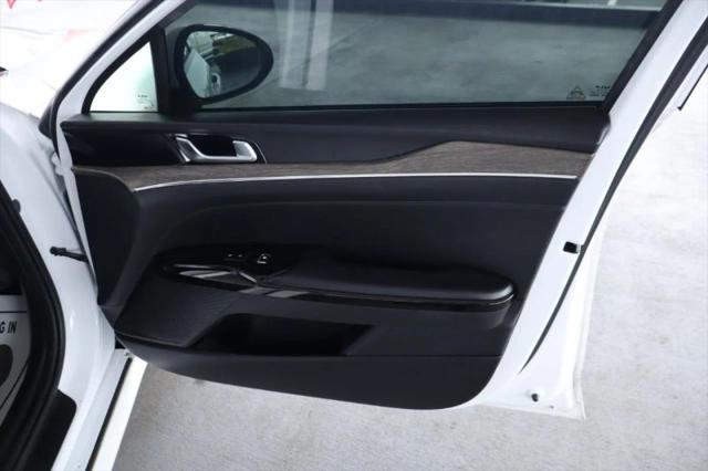 2023 Kia K5 EX