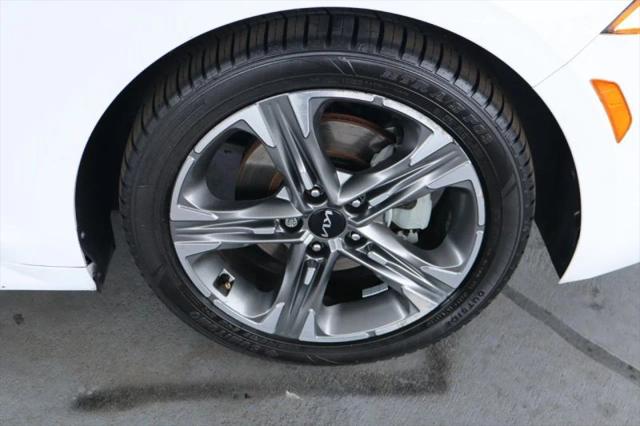 2023 Kia K5 EX