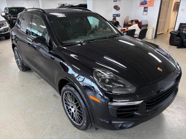 2017 Porsche Cayenne Platinum Edition