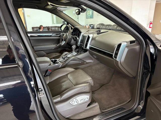 2017 Porsche Cayenne Platinum Edition