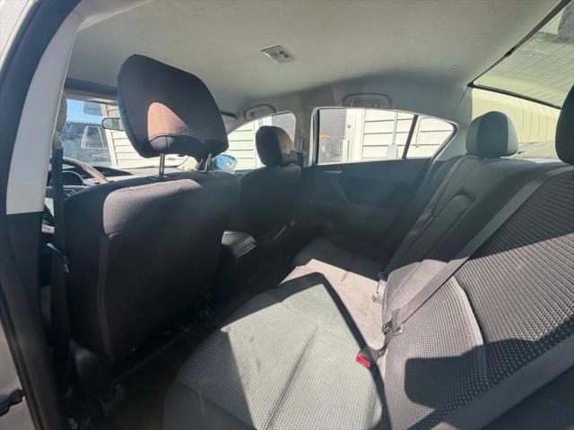 2012 Mazda Mazda3 i Touring