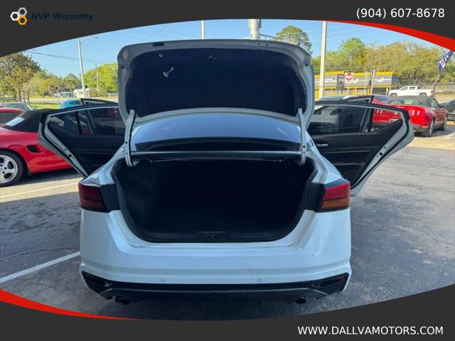 2021 Nissan Altima SR FWD