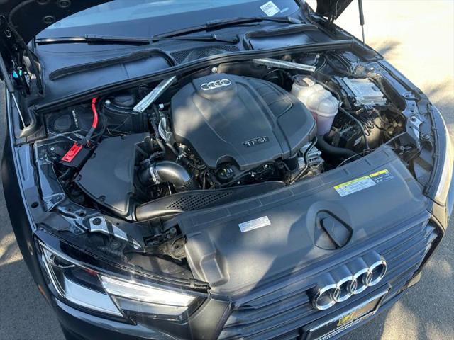 2019 Audi A4 40 Titanium Premium