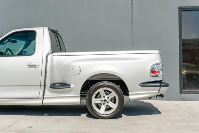 2004 Ford F-150 Lightning