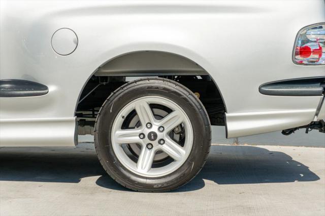 2004 Ford F-150 Lightning