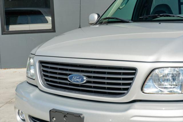 2004 Ford F-150 Lightning