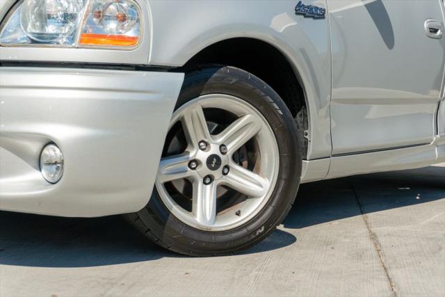 2004 Ford F-150 Lightning