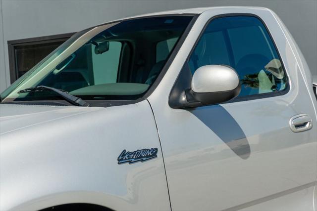 2004 Ford F-150 Lightning