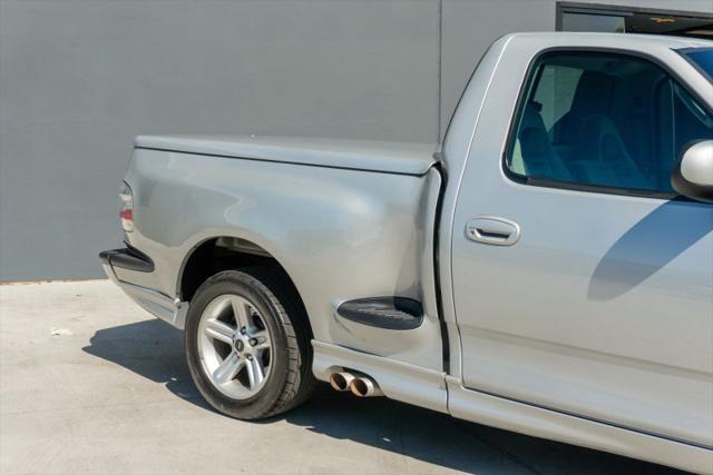 2004 Ford F-150 Lightning