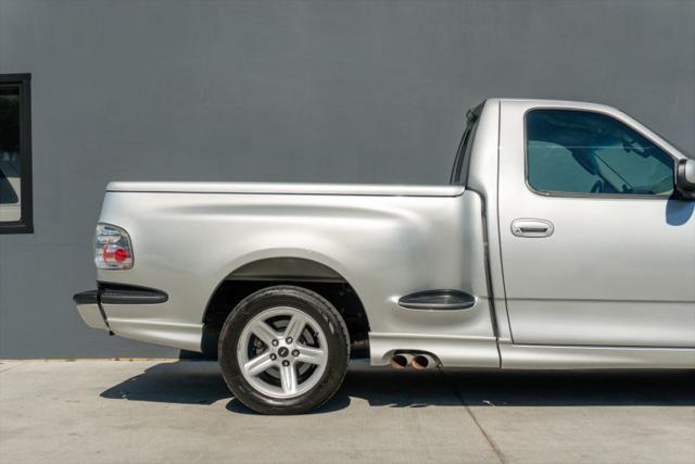 2004 Ford F-150 Lightning