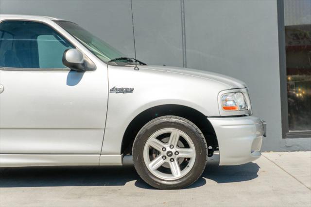 2004 Ford F-150 Lightning