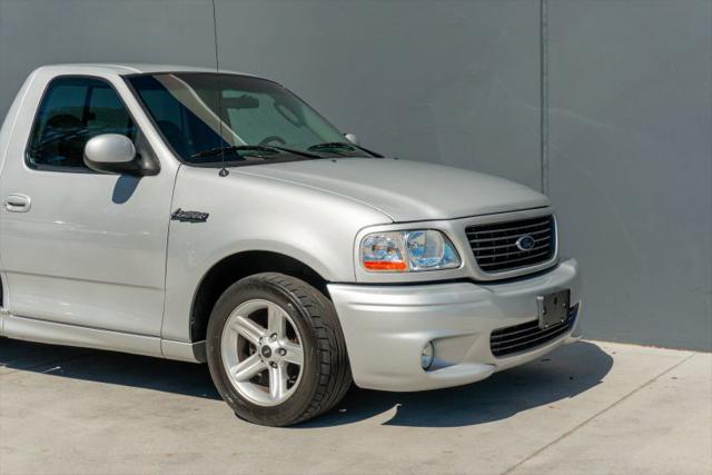 2004 Ford F-150 Lightning