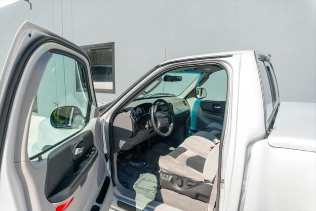 2004 Ford F-150 Lightning