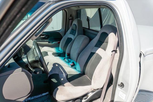 2004 Ford F-150 Lightning