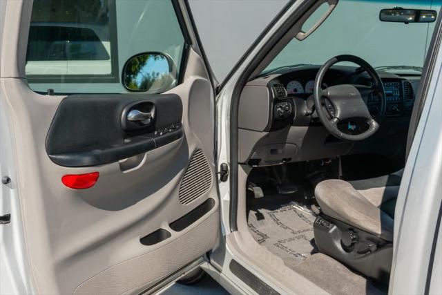 2004 Ford F-150 Lightning