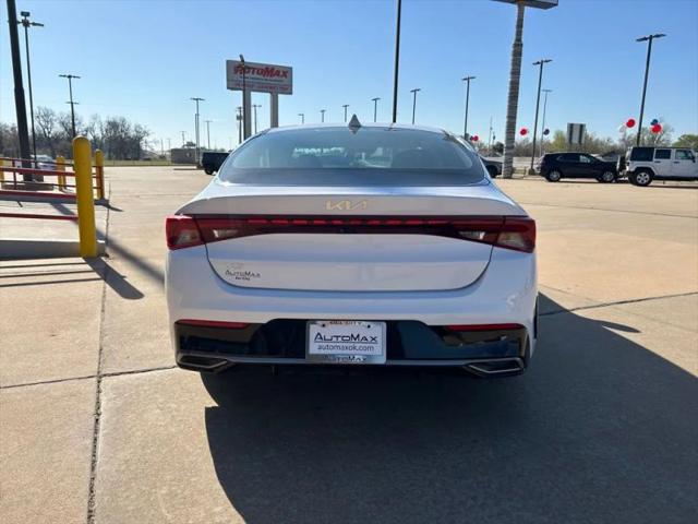 2023 Kia K5 LXS