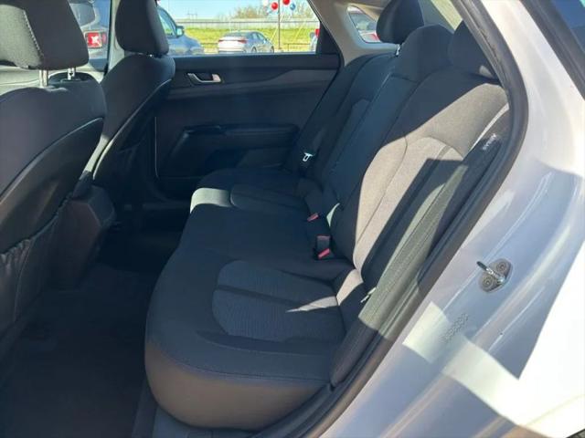 2023 Kia K5 LXS