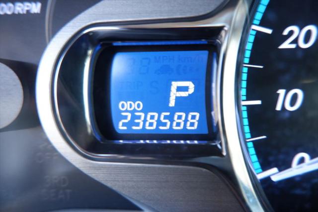 2012 Toyota Sienna XLE V6 8 Passenger