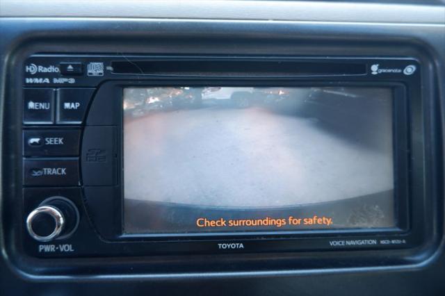 2012 Toyota Sienna XLE V6 8 Passenger