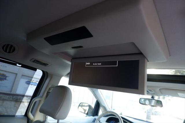 2012 Toyota Sienna XLE V6 8 Passenger