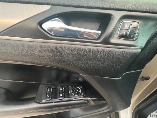 2015 Lincoln MKC Base