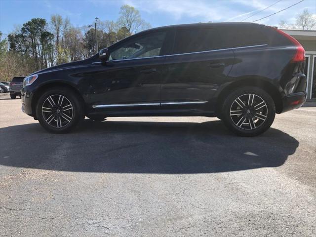 2017 Volvo XC60 T5 Dynamic