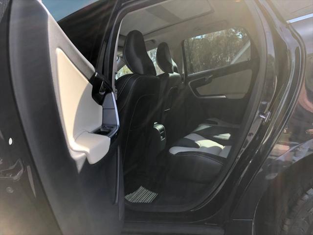 2017 Volvo XC60 T5 Dynamic