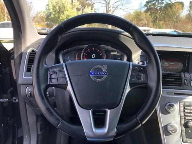 2017 Volvo XC60 T5 Dynamic