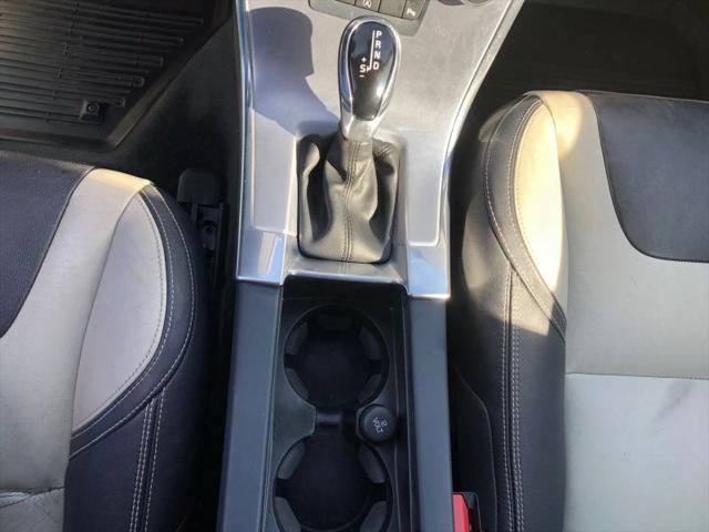 2017 Volvo XC60 T5 Dynamic