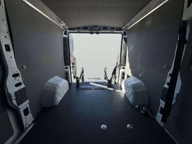 2018 Ram ProMaster Cargo Van Low Roof 136" WB