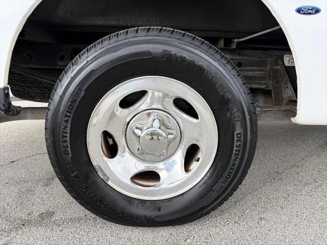 2001 Ford F-150 Base