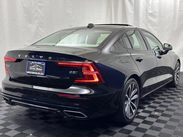 2022 Volvo S60 B5 Momentum