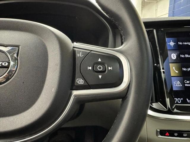 2022 Volvo S60 B5 Momentum