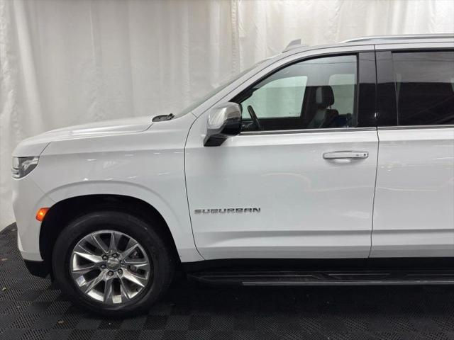2023 Chevrolet Suburban 4WD Premier