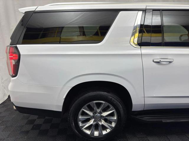 2023 Chevrolet Suburban 4WD Premier