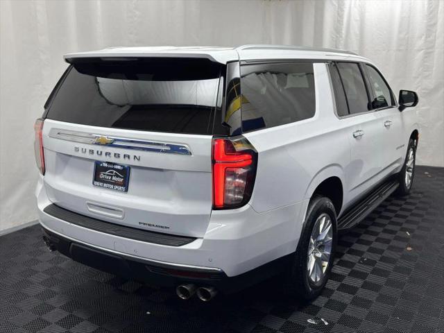2023 Chevrolet Suburban 4WD Premier