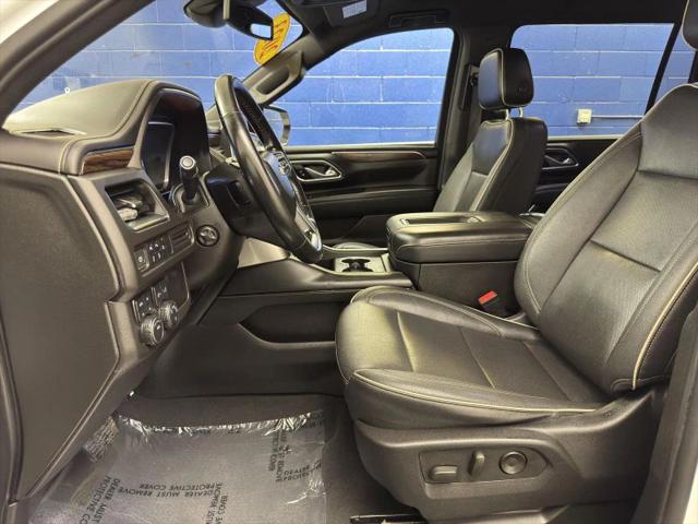 2023 Chevrolet Suburban 4WD Premier
