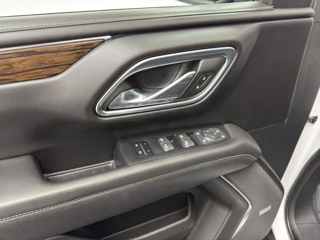 2023 Chevrolet Suburban 4WD Premier