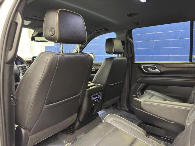 2023 Chevrolet Suburban 4WD Premier