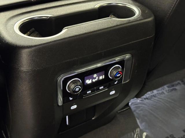 2023 Chevrolet Suburban 4WD Premier