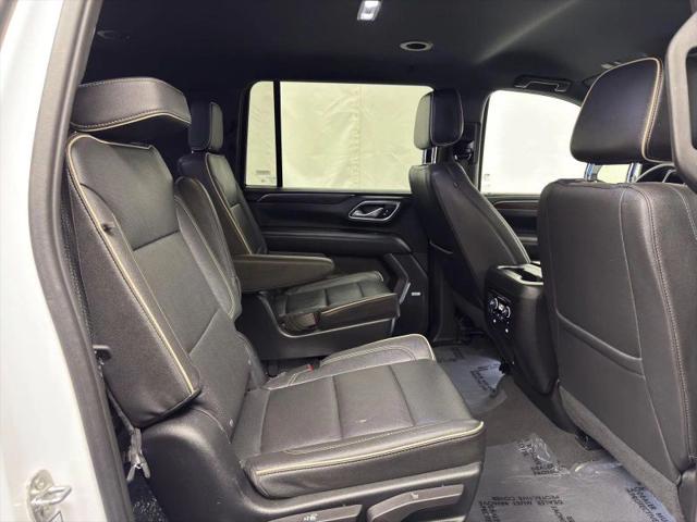2023 Chevrolet Suburban 4WD Premier