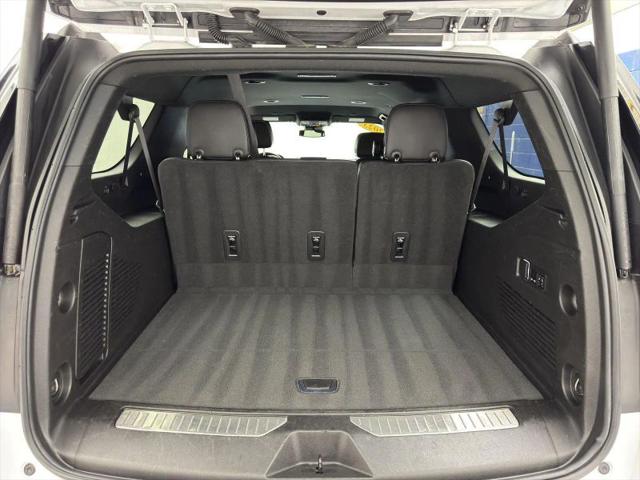 2023 Chevrolet Suburban 4WD Premier