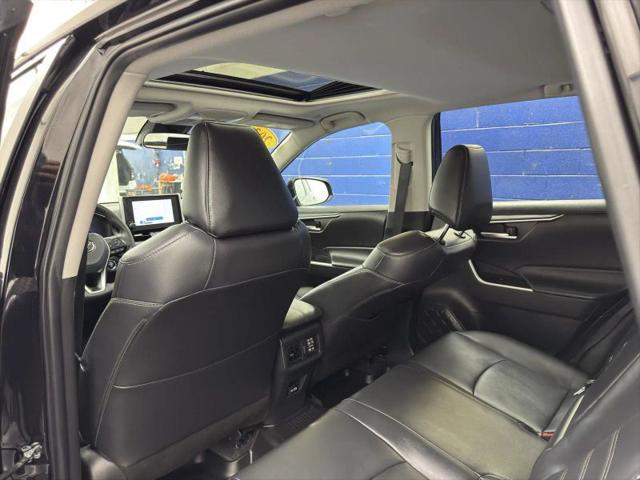 2023 Toyota RAV4 Hybrid XLE Premium