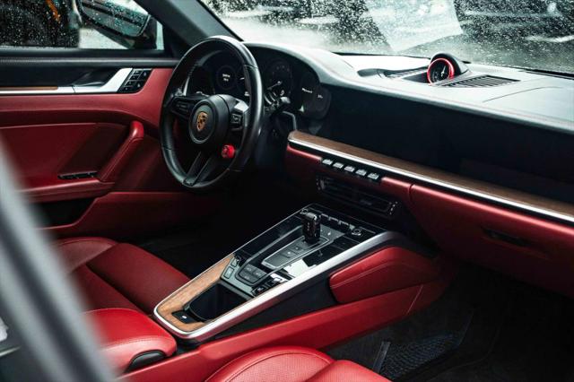 2021 Porsche 911 Carrera S