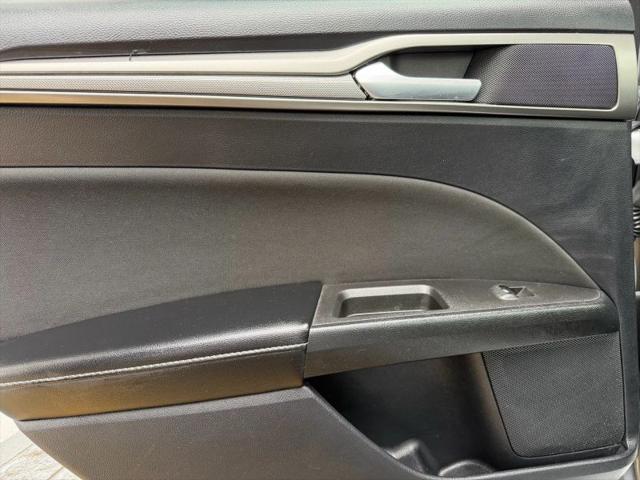 2020 Ford Fusion SE