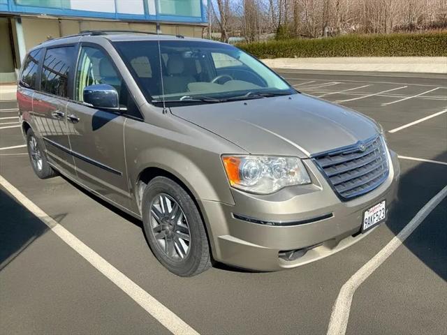 2008 Chrysler Town & Country Limited for sale in Riverside, CA