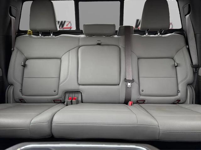 2023 GMC Sierra 1500 4WD Crew Cab Short Box SLT