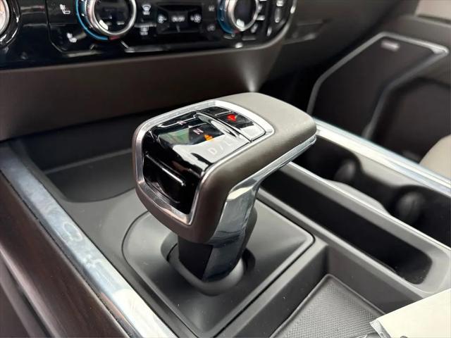 2023 GMC Sierra 1500 4WD Crew Cab Short Box SLT