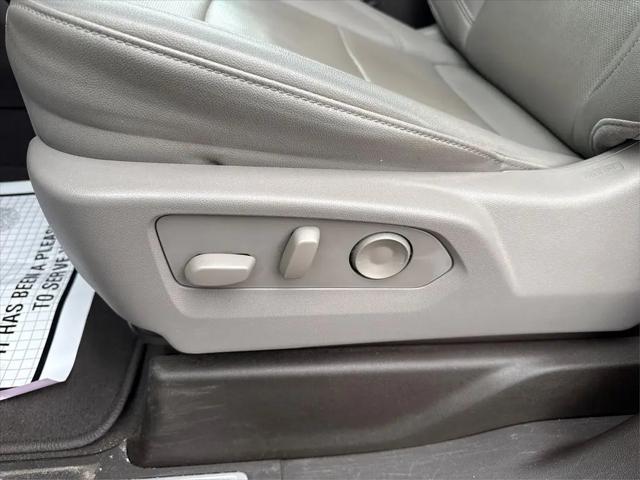 2023 GMC Sierra 1500 4WD Crew Cab Short Box SLT